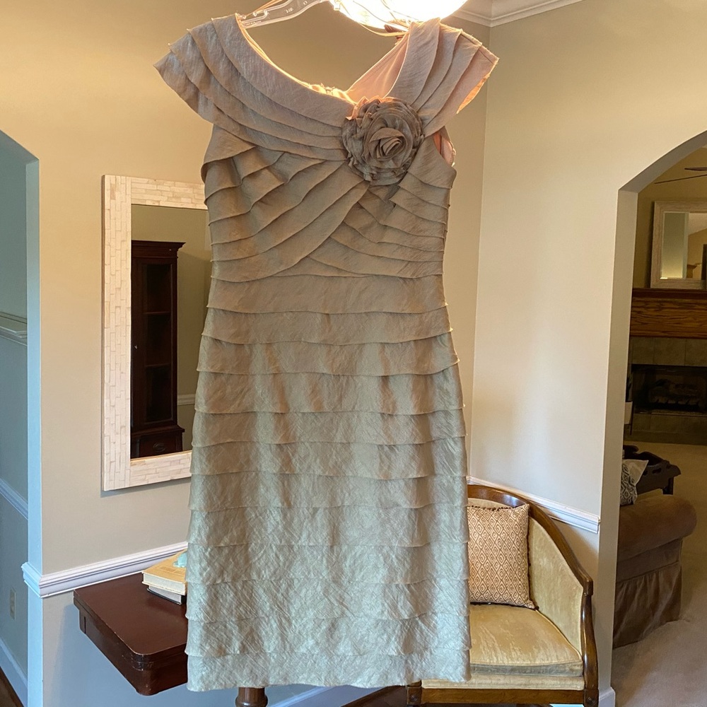 London Times Dress Size 4